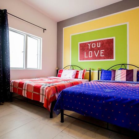 Icolor Home & Stay Ch5 Тана Рата Екстериор снимка