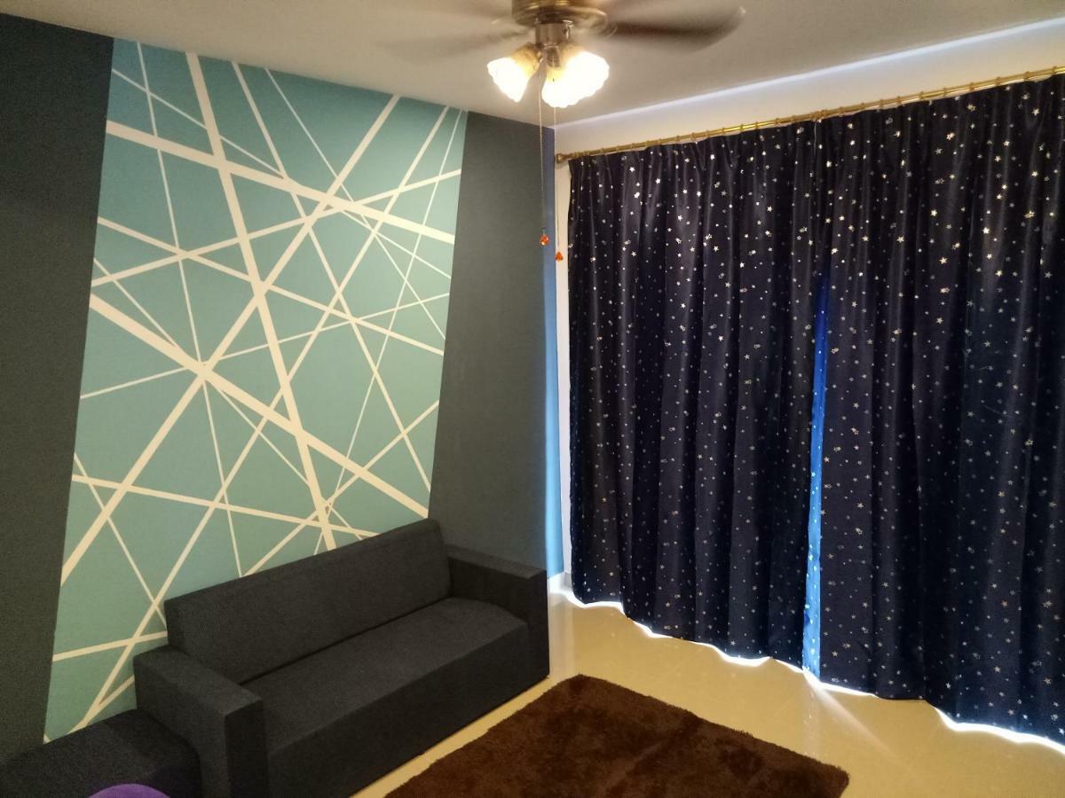 Icolor Home & Stay Ch5 Тана Рата Екстериор снимка