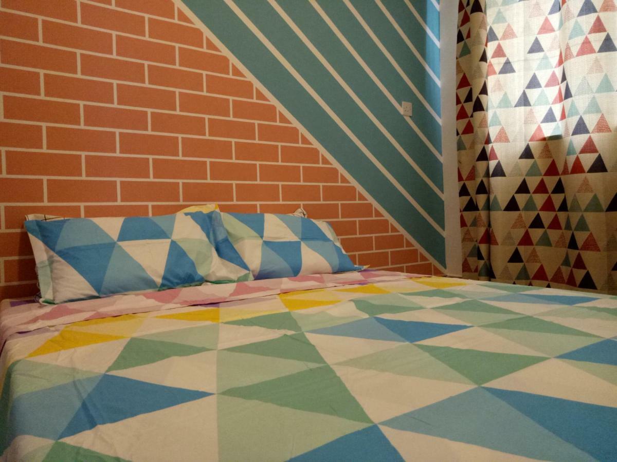 Icolor Home & Stay Ch5 Тана Рата Екстериор снимка