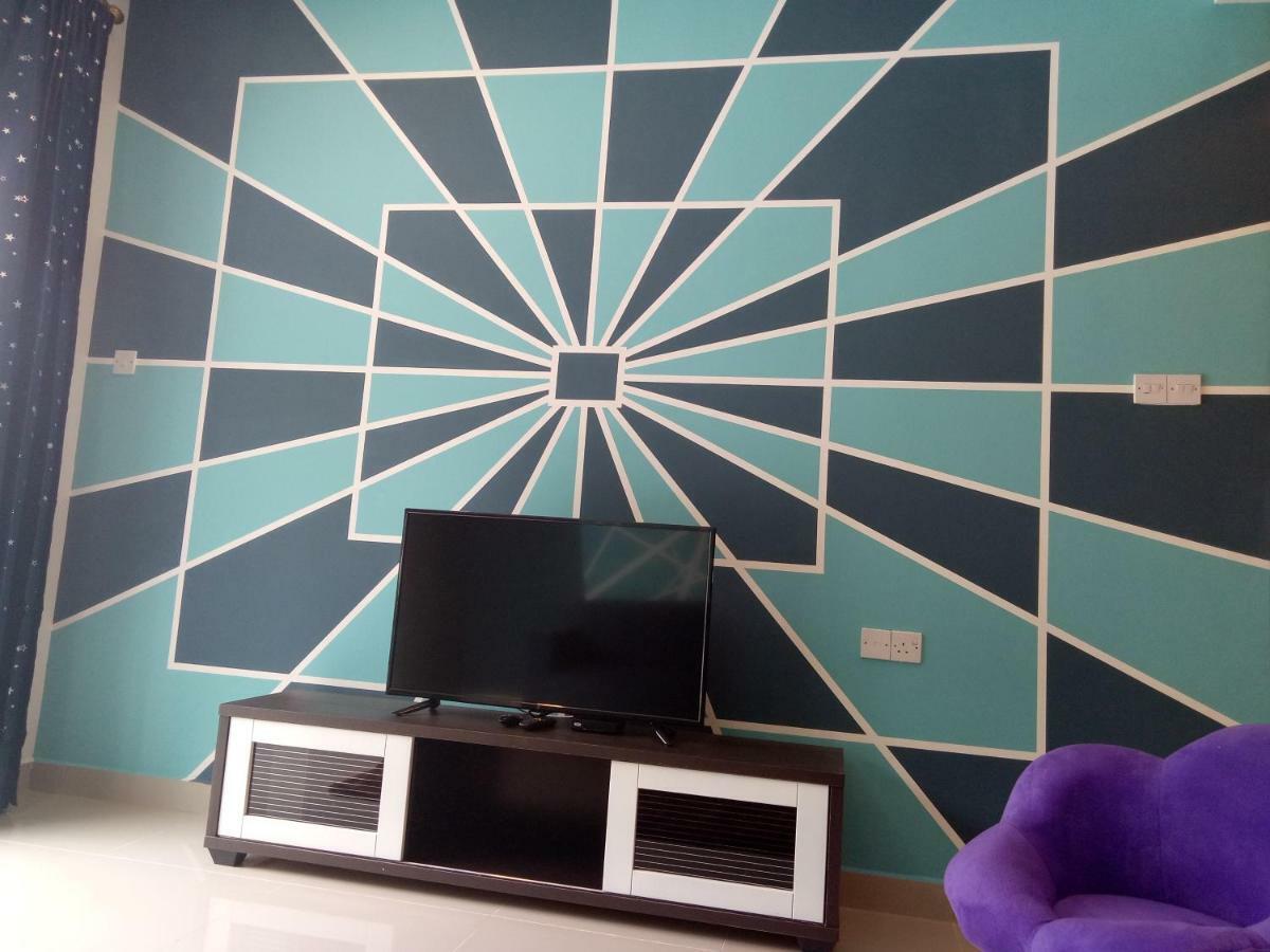 Icolor Home & Stay Ch5 Тана Рата Екстериор снимка